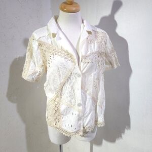 Kimchi Blue | Elegant Cream Lace Patchwork Women's Button Up Top